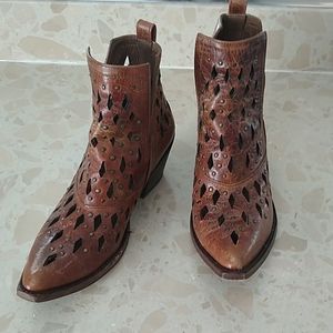 Ariat leather ankle boots